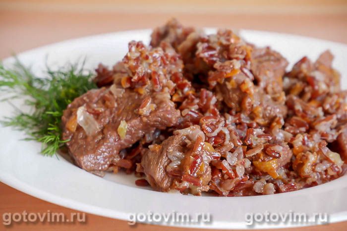 Photo of Плов из красного риса с говядиной в мультиварке. Рецепт с фото